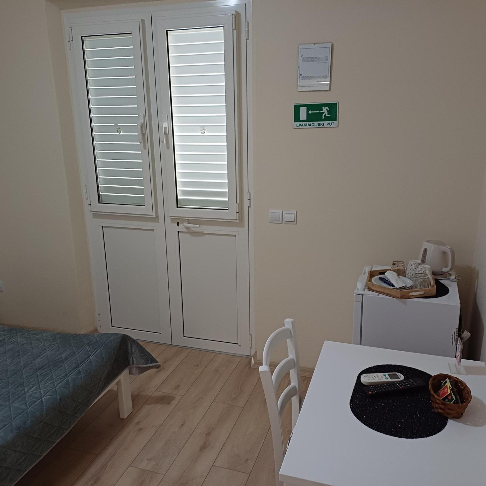 Rooms Kvestic Дубровник Екстер'єр фото