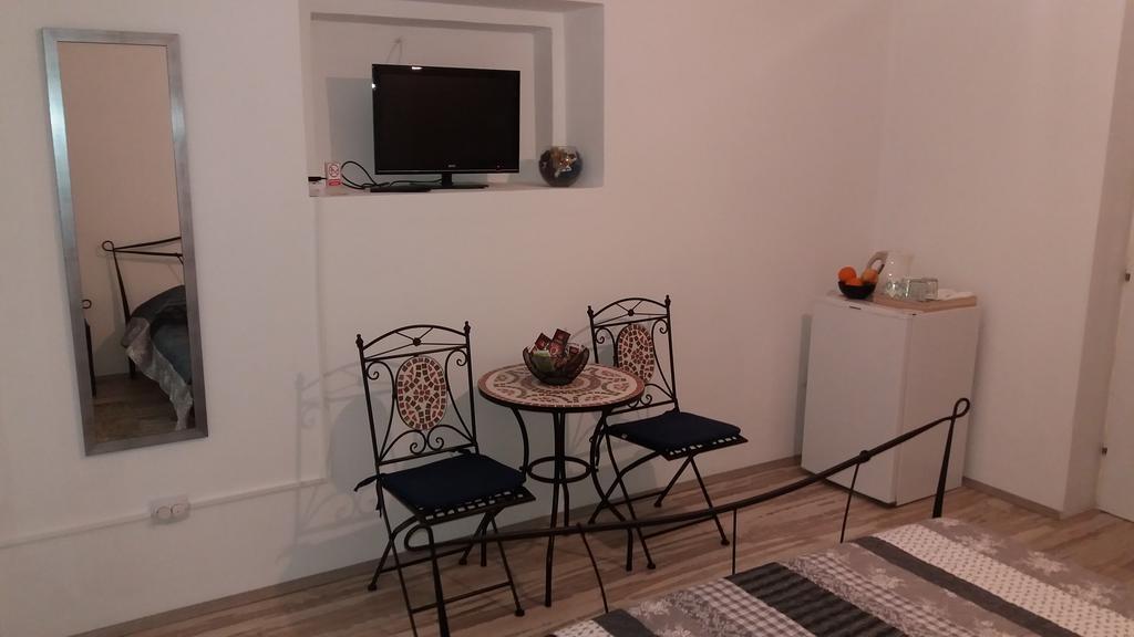 Rooms Kvestic Дубровник Екстер'єр фото
